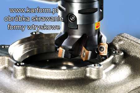 skrawaniem obrobka metalu